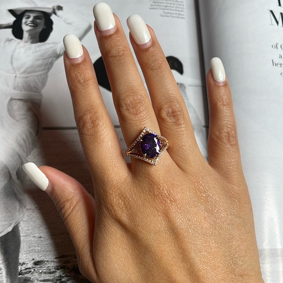 Deep amethyst gold ring - Picture 1 of 6